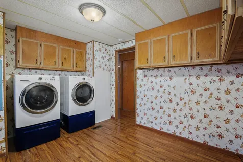 1077 Lee Roze Lane Grants Pass OR 97527
