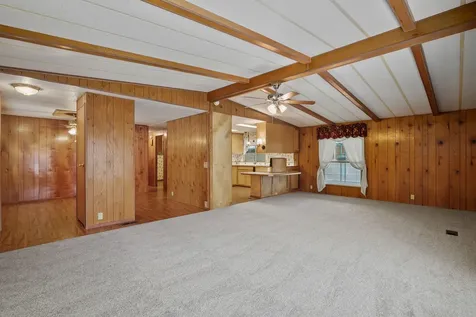 1077 Lee Roze Lane Grants Pass OR 97527