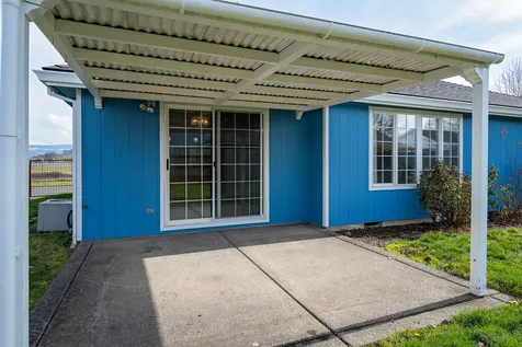 1766 S Holly Street Medford OR 97501