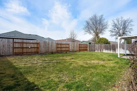 1766 S Holly Street Medford OR 97501