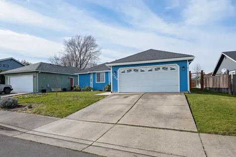 1766 S Holly Street Medford OR 97501