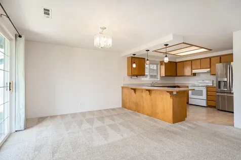 1766 S Holly Street Medford OR 97501