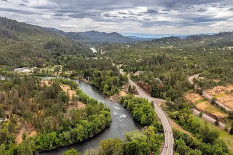 24269 Highway 62 Trail OR 97541
