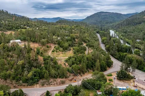 24269 Highway 62 Trail OR 97541