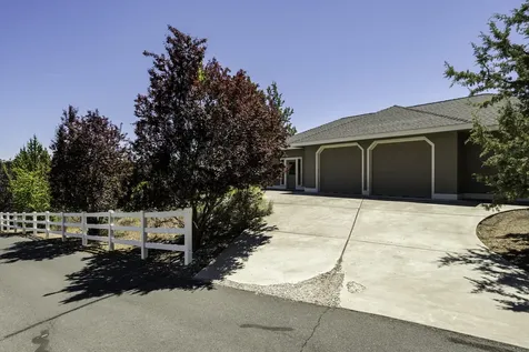 61445 Gosney Road Bend OR 97702