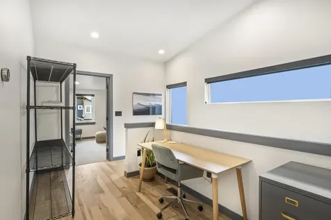 18 SW Roosevelt Avenue Bend OR 97702