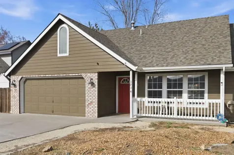 2934 NE Wells Acres Road Bend OR 97701