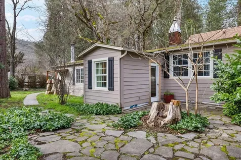 3072 Griffin Creek Road Medford OR 97501