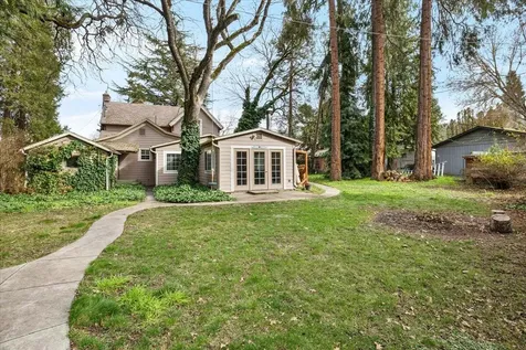 3072 Griffin Creek Road Medford OR 97501