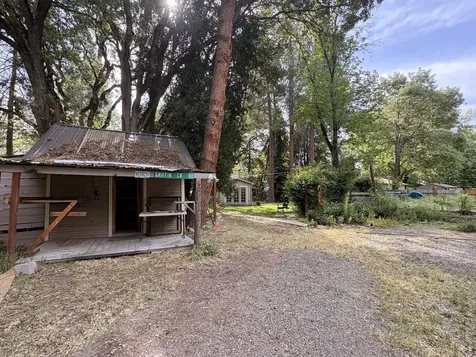 3072 Griffin Creek Road Medford OR 97501
