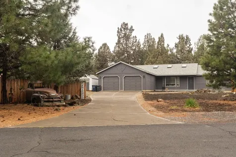 61325 King Josiah Place Bend OR 97702