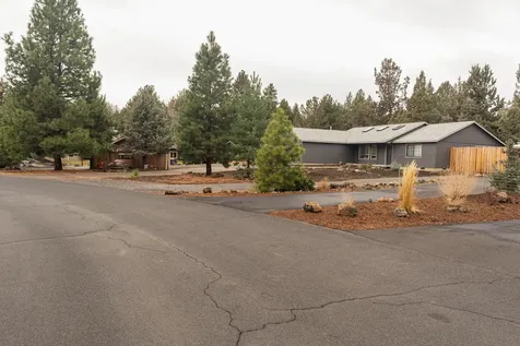 61325 King Josiah Place Bend OR 97702