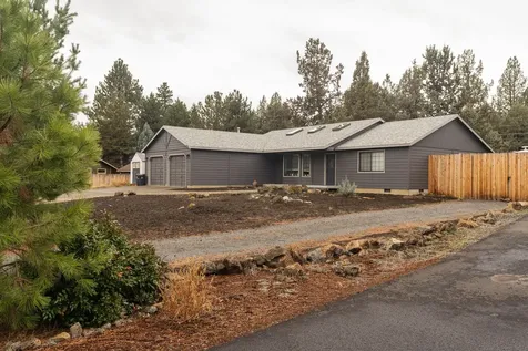 61325 King Josiah Place Bend OR 97702