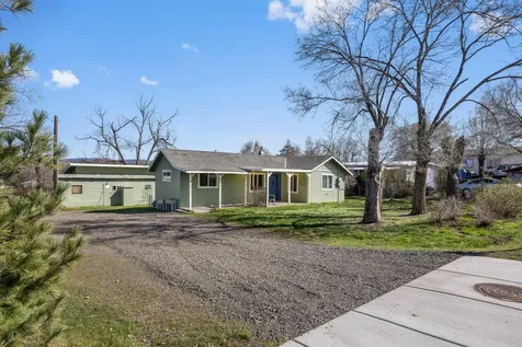 811 SW Madison Street Madras OR 97741