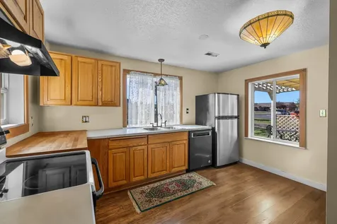 811 SW Madison Street Madras OR 97741
