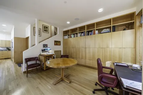 786 Pompadour Drive Ashland OR 97520