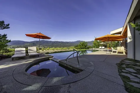 786 Pompadour Drive Ashland OR 97520