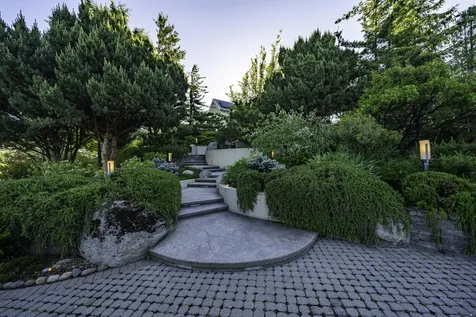 786 Pompadour Drive Ashland OR 97520