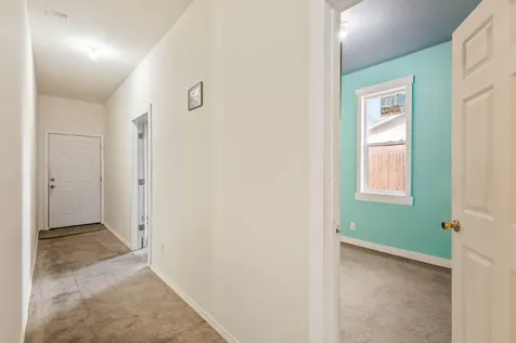 539 SE Leisek Way Madras OR 97741