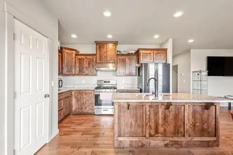 539 SE Leisek Way Madras OR 97741