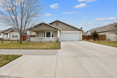 736 NE Sandstone Court Prineville OR 97754
