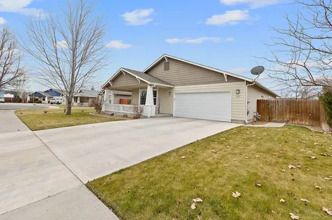 736 NE Sandstone Court Prineville OR 97754