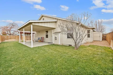 736 NE Sandstone Court Prineville OR 97754