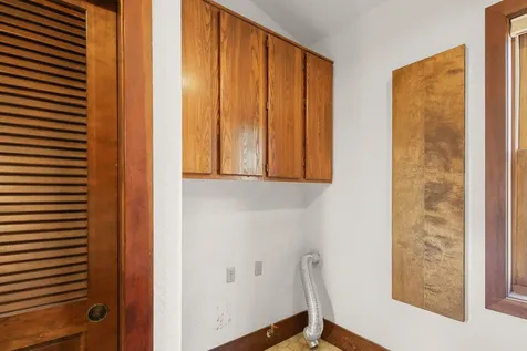 520 Glenview Drive Ashland OR 97520