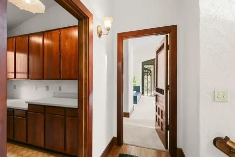 520 Glenview Drive Ashland OR 97520
