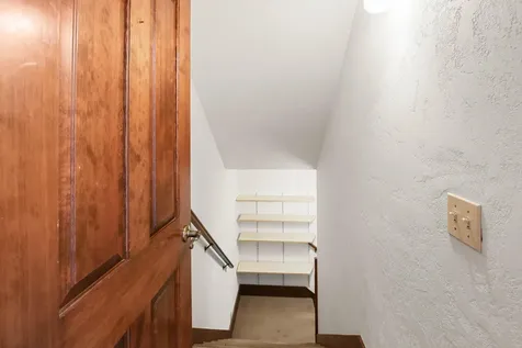 520 Glenview Drive Ashland OR 97520