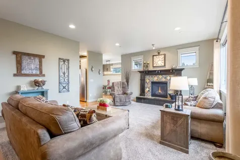 7524 SE Madison Avenue Prineville OR 97754