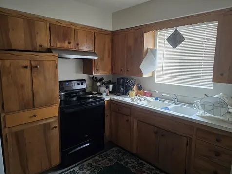 702 SE 9th Street Grants Pass OR 97526