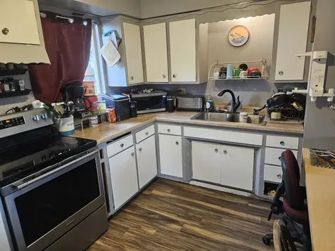 702 SE 9th Street Grants Pass OR 97526