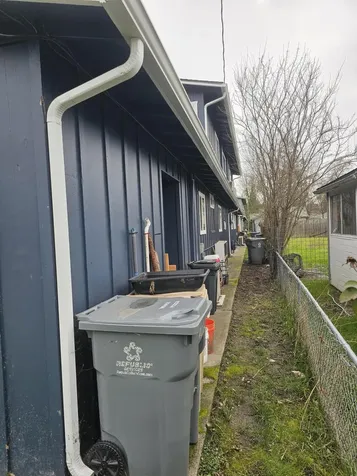 702 SE 9th Street Grants Pass OR 97526