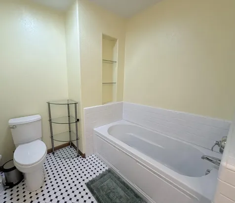 6245 Coopers Hawk Road Klamath Falls OR 97601