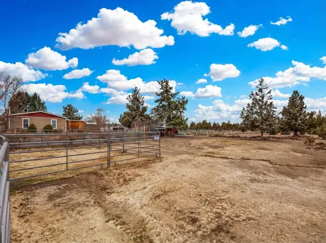 5404 SW Badger Road Terrebonne OR 97760