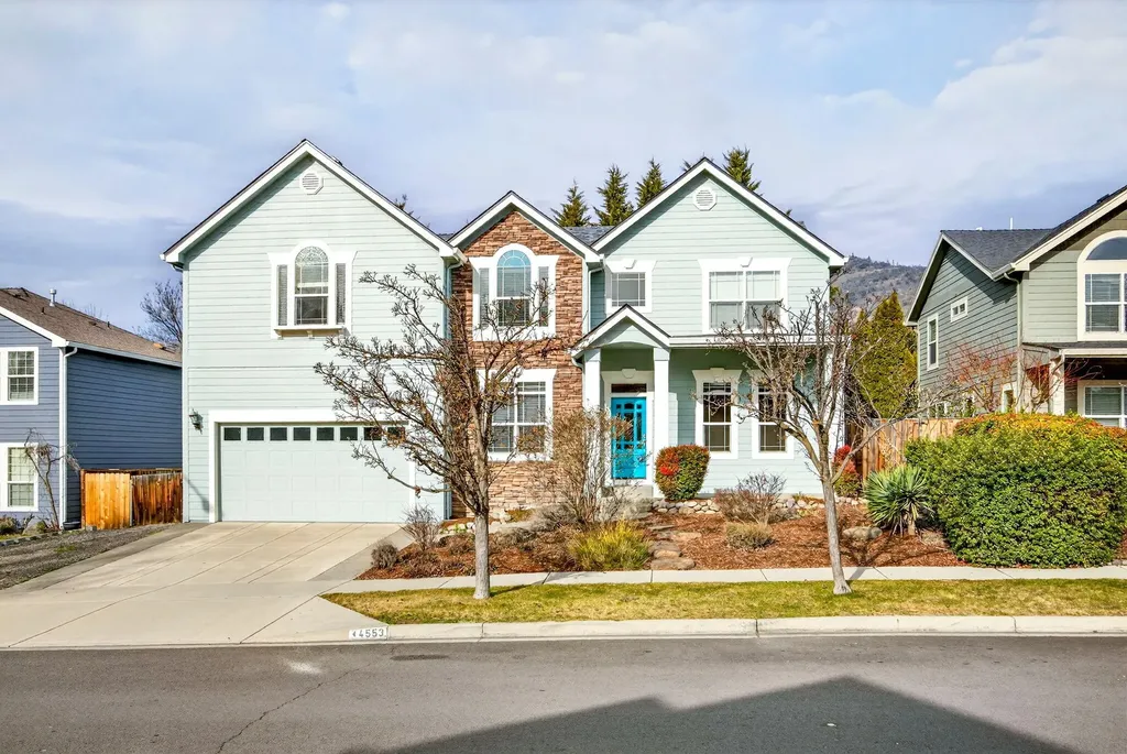 4553 Wolf Run Drive Medford OR 97504