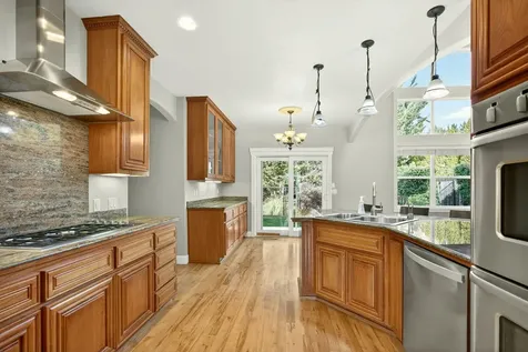 4553 Wolf Run Drive Medford OR 97504