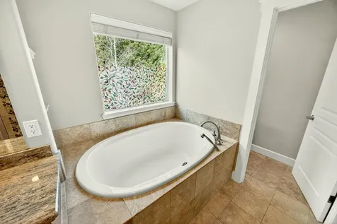 4553 Wolf Run Drive Medford OR 97504