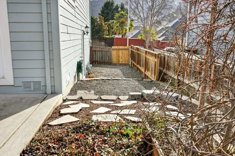 4553 Wolf Run Drive Medford OR 97504