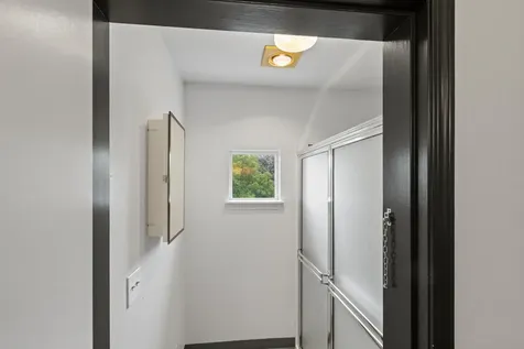 615 SW Evergreen Avenue Redmond OR 97756
