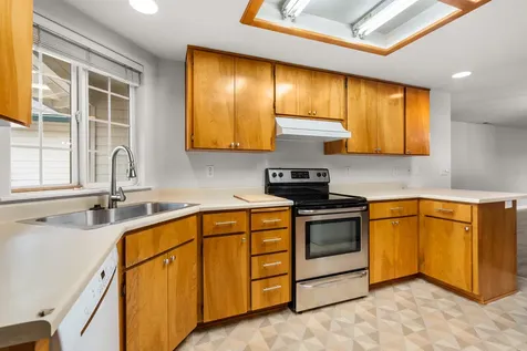 992 Glengrove Avenue Central Point OR 97502