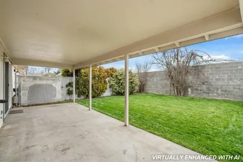 992 Glengrove Avenue Central Point OR 97502