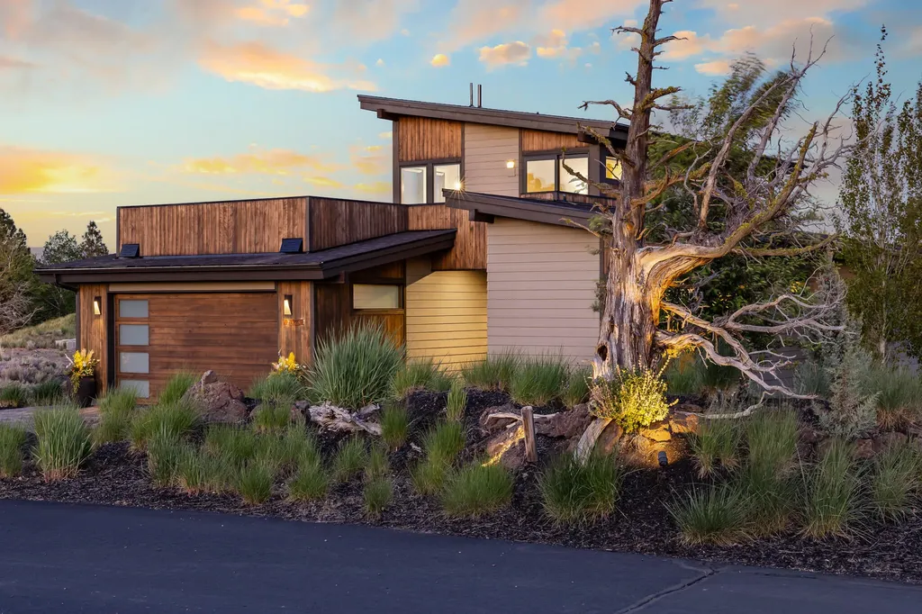 22993 Ghost Tree Lane Bend OR 97701