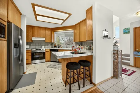 1087 Oak Knoll Drive Ashland OR 97520