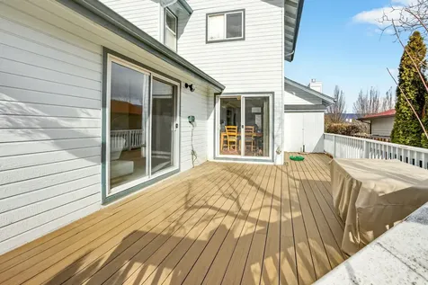 1087 Oak Knoll Drive Ashland OR 97520