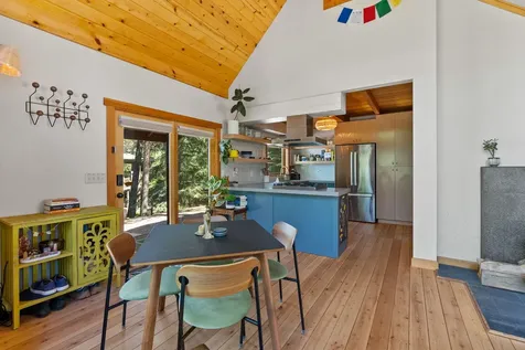 16330 Skyline Drive Bend OR 97703