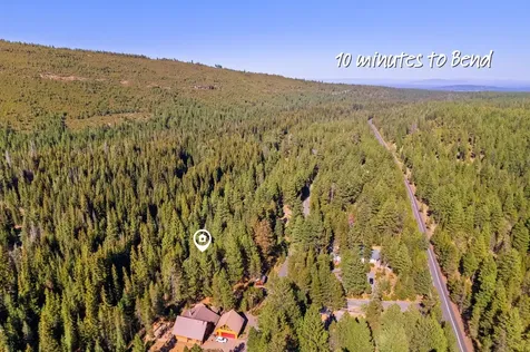 16330 Skyline Drive Bend OR 97703