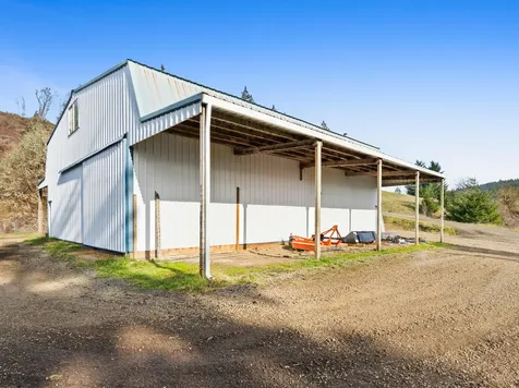 18101 SW Willamina Creek Road Willamina OR 97396