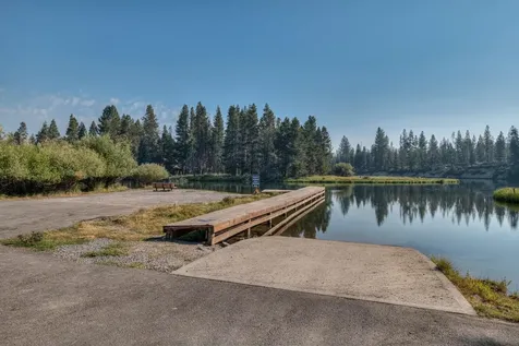 55762 Snow Goose Road Bend OR 97707
